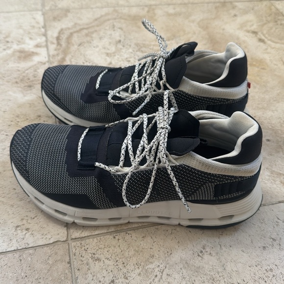 Women’s Cloudnova Sneakers - Picture 3 of 6